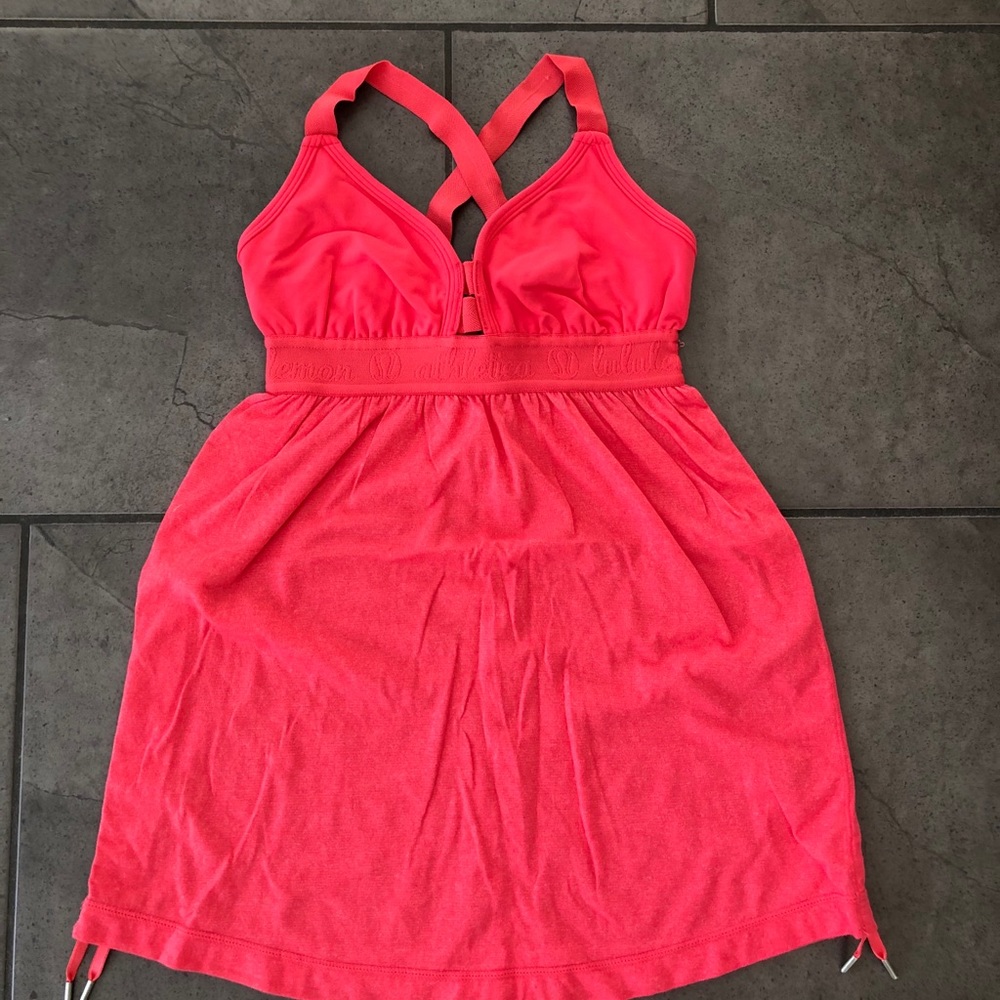 Lululemon tank